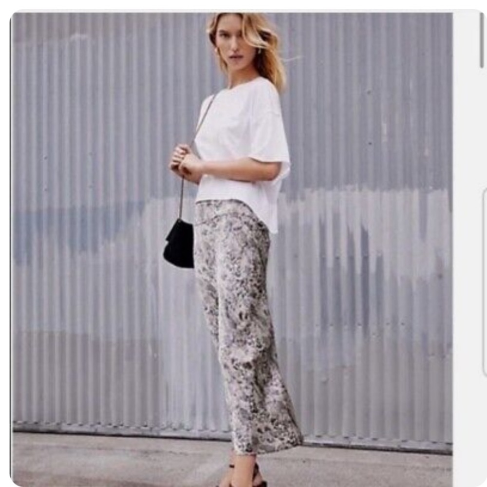 Free People satin snake print maxi skirt Sz 8